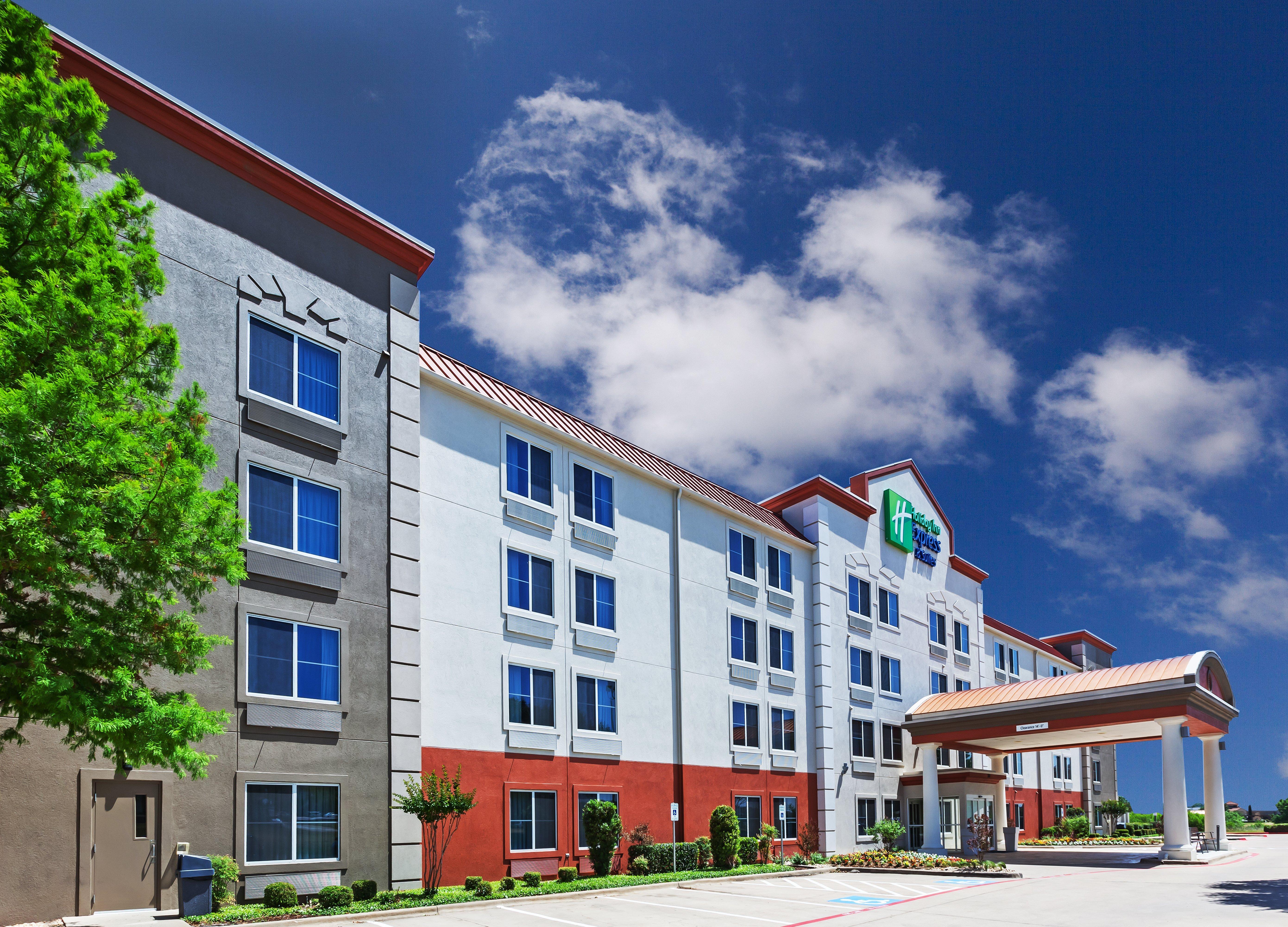 Holiday Inn Express Hotel & Suites Dallas Lewisville By Ihg Exterior foto
